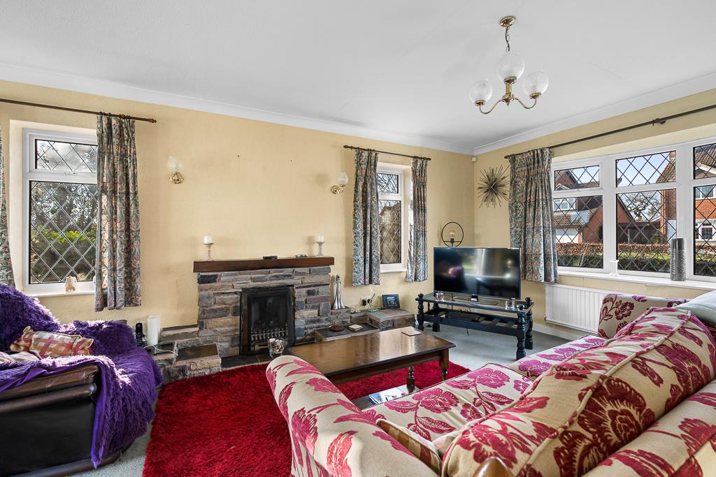 Moors Lane, Winsford CW Estate Agents